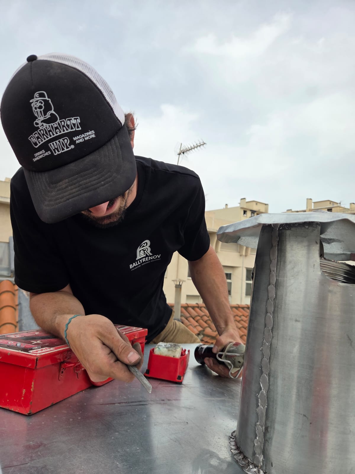 Artisan BAllyRenov sur chantier Landes